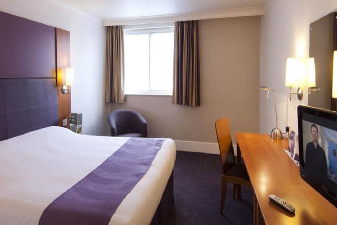 Premier Inn Manchester City Centre Ngoại thất bức ảnh