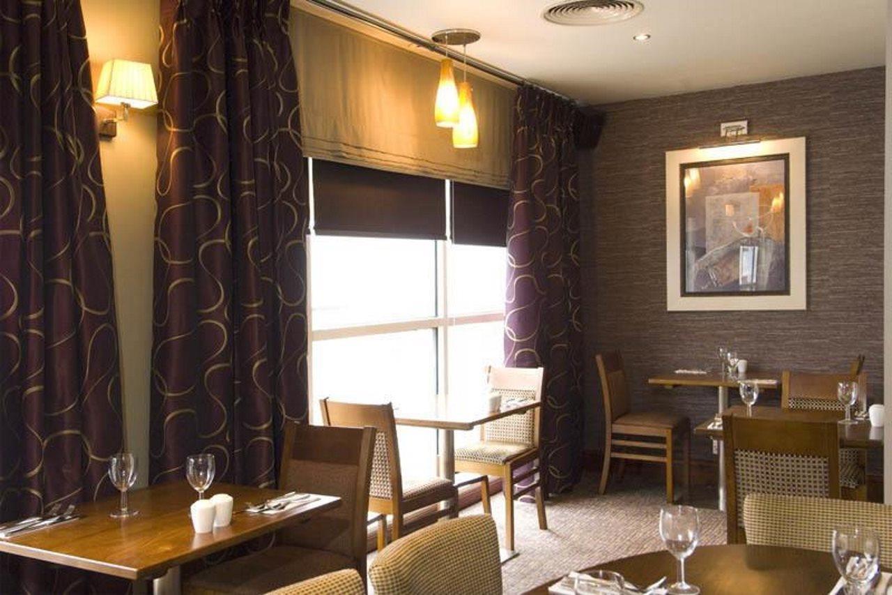 Premier Inn Manchester City Centre Ngoại thất bức ảnh